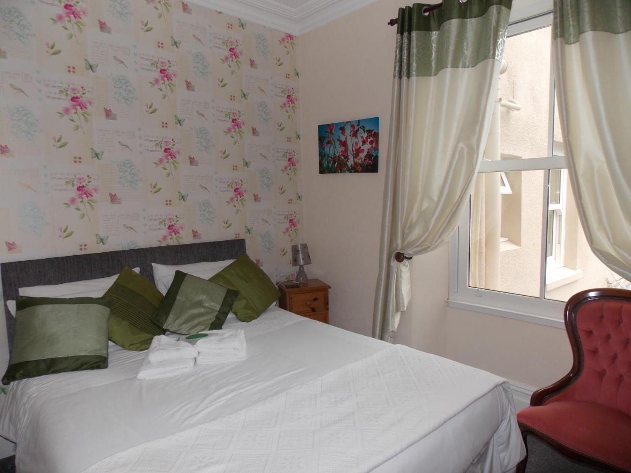 Ivy Bank Guest House テンビー エクステリア 写真