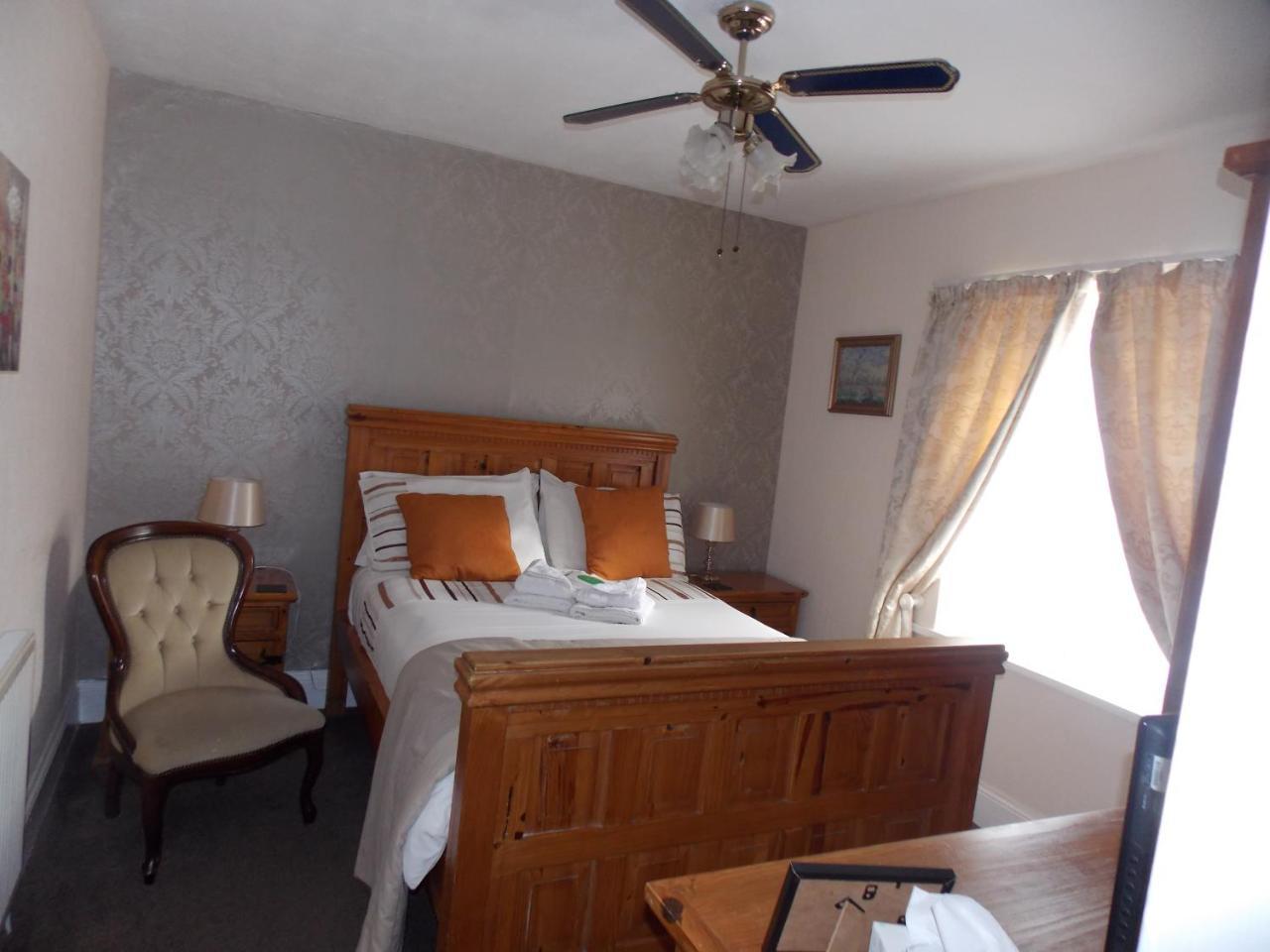 Ivy Bank Guest House テンビー エクステリア 写真